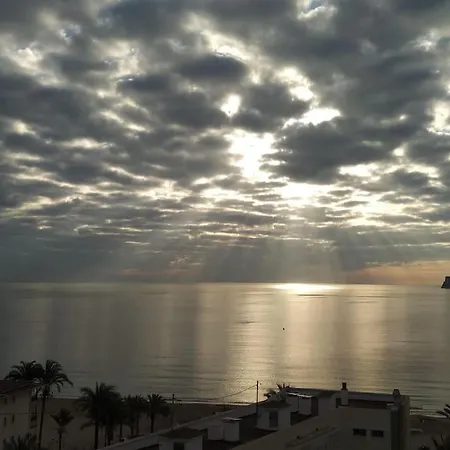 Vistas A 50 M Playa * Бенидорм
